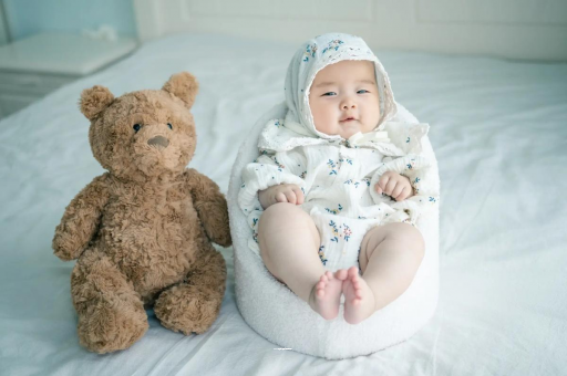 白沙宝宝吃不饱母乳的症状